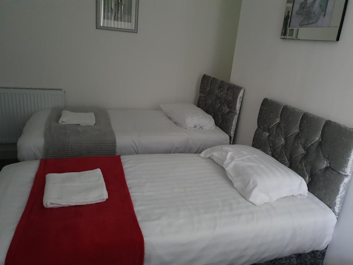 Homestay Modern Centre *